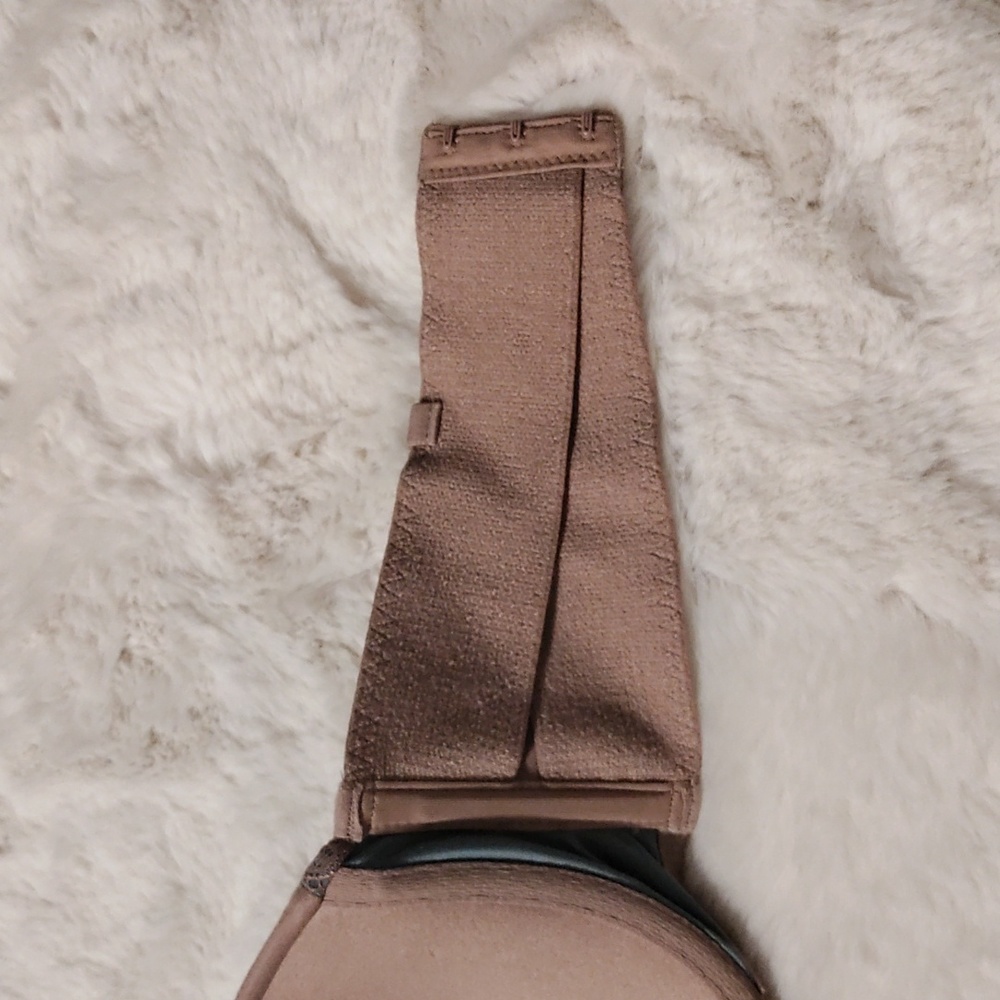 Strapless Vs Bra - image 6